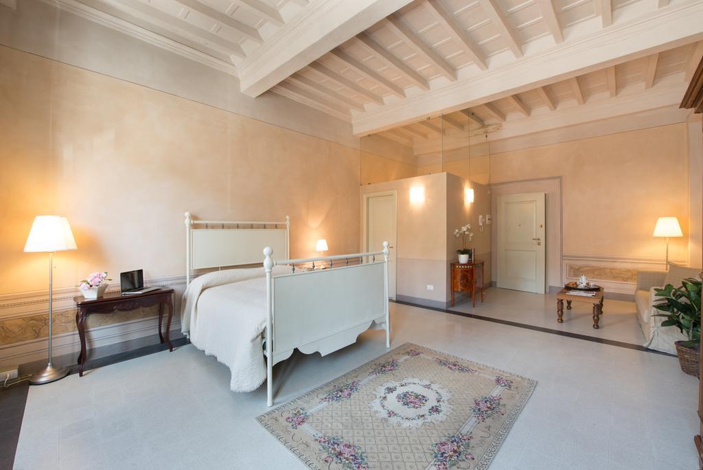 Palazzo Piazza Mazzini Hotel Pescia Cameră foto